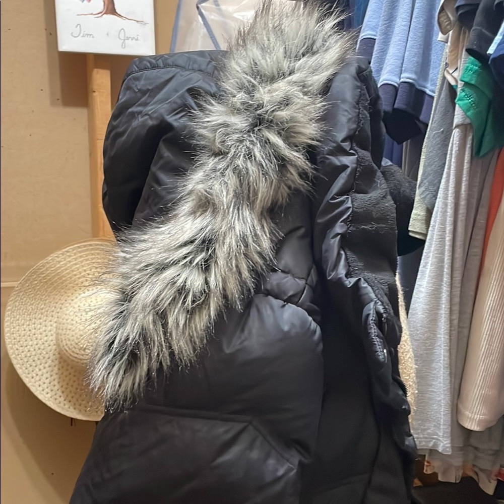 Women's Black Fur-Trimmed Jacket